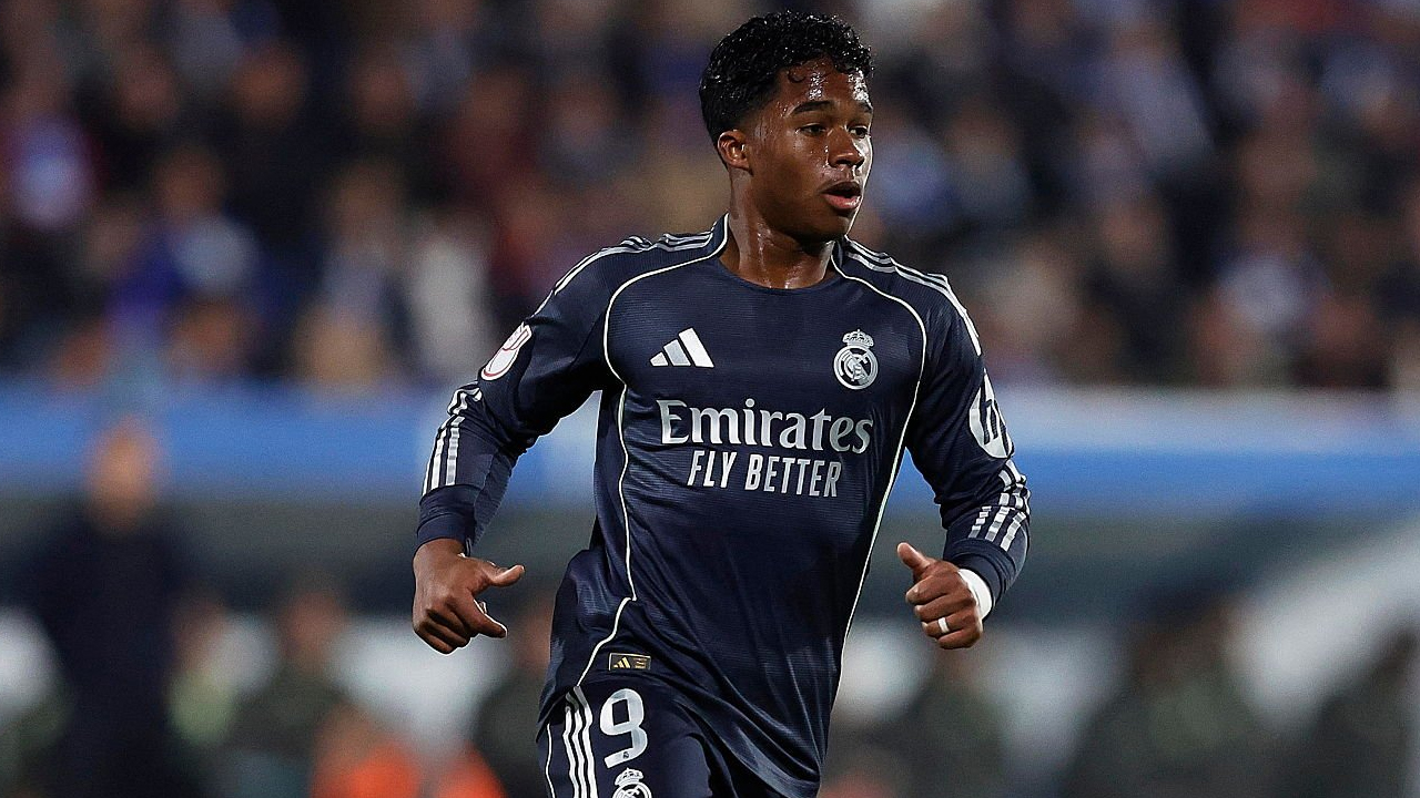 Cari Menit Bermain, Endrick Sepakat Dipinjamkan ke Lyon