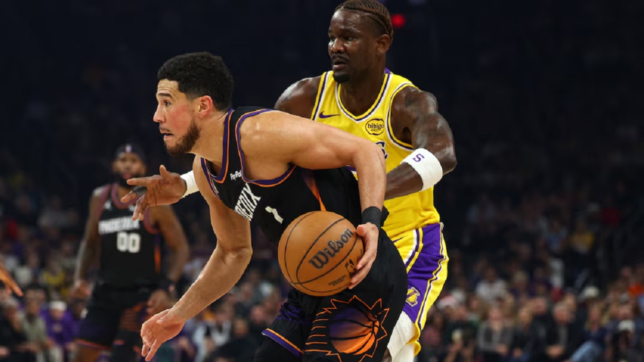Devin Booker beberkan rahasia kemenangan Suns atas Lakers.