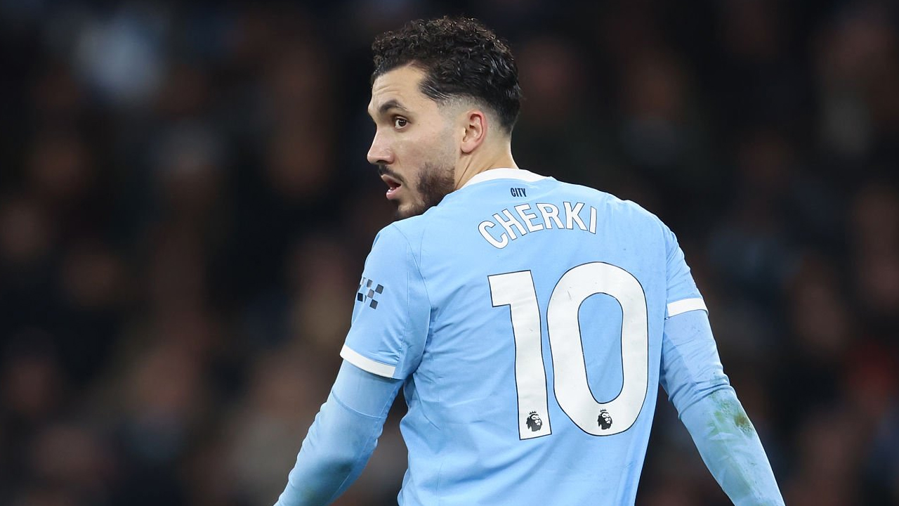 Hampir ke PSG, John Textor Buka Rahasia Transfer Rayan Cherki