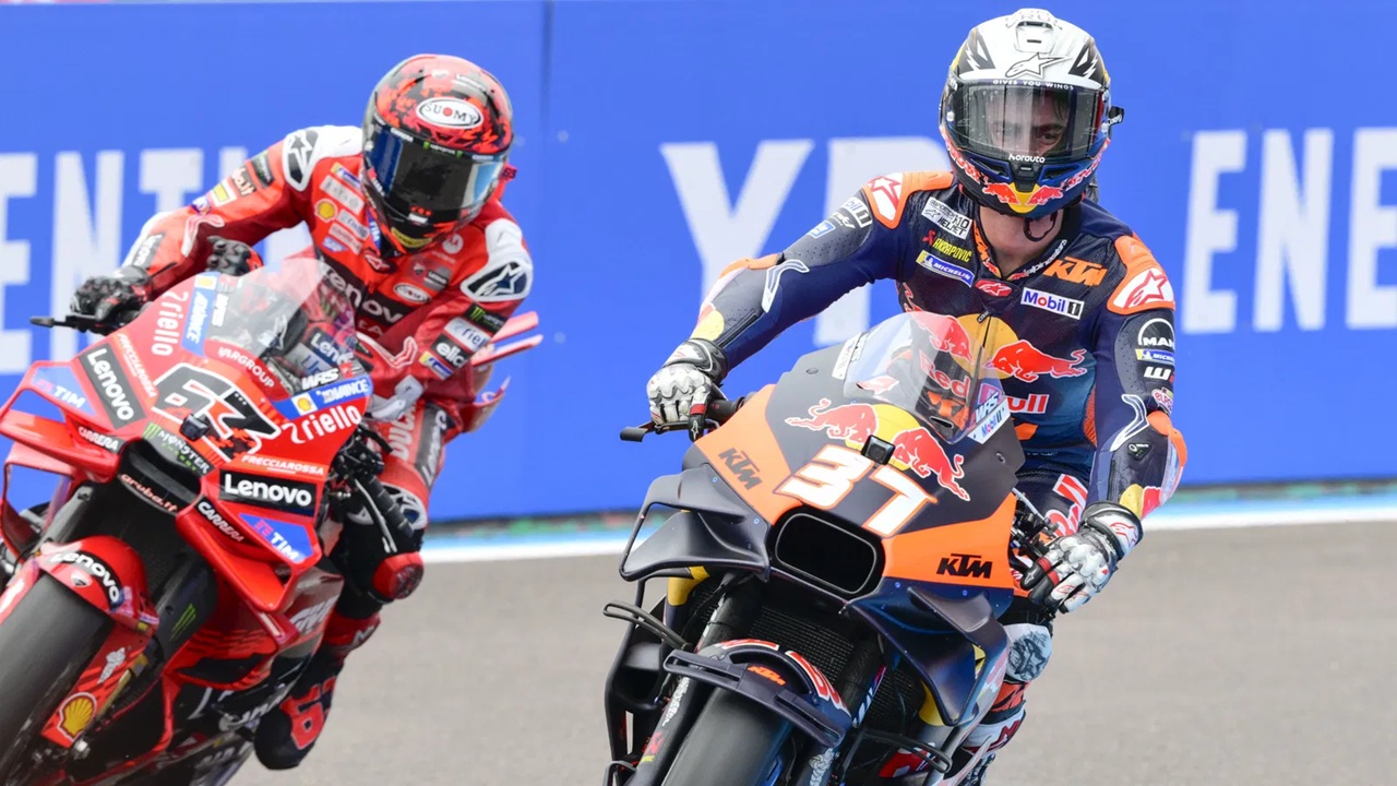 Pedro Acosta dan Francesco Bagnaia