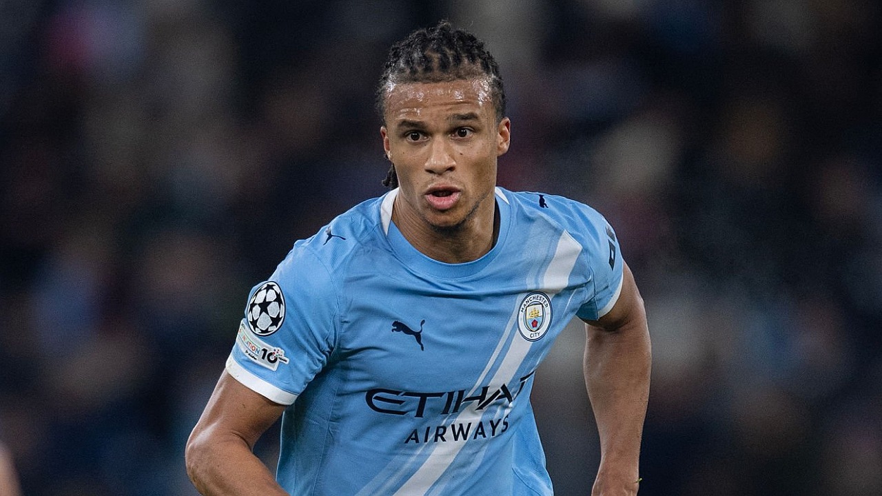 Barcelona Ditawari Nathan Ake dan Axel Disasi Jelang Bursa Transfer Januari