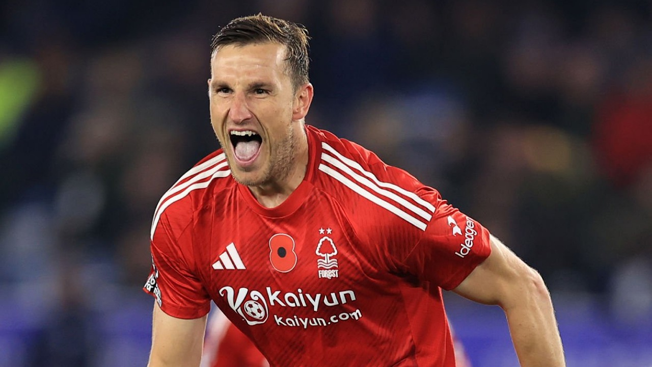 Chris Wood Bongkar Sisi Unik Sean Dyche yang Bikin Forest Bangkit