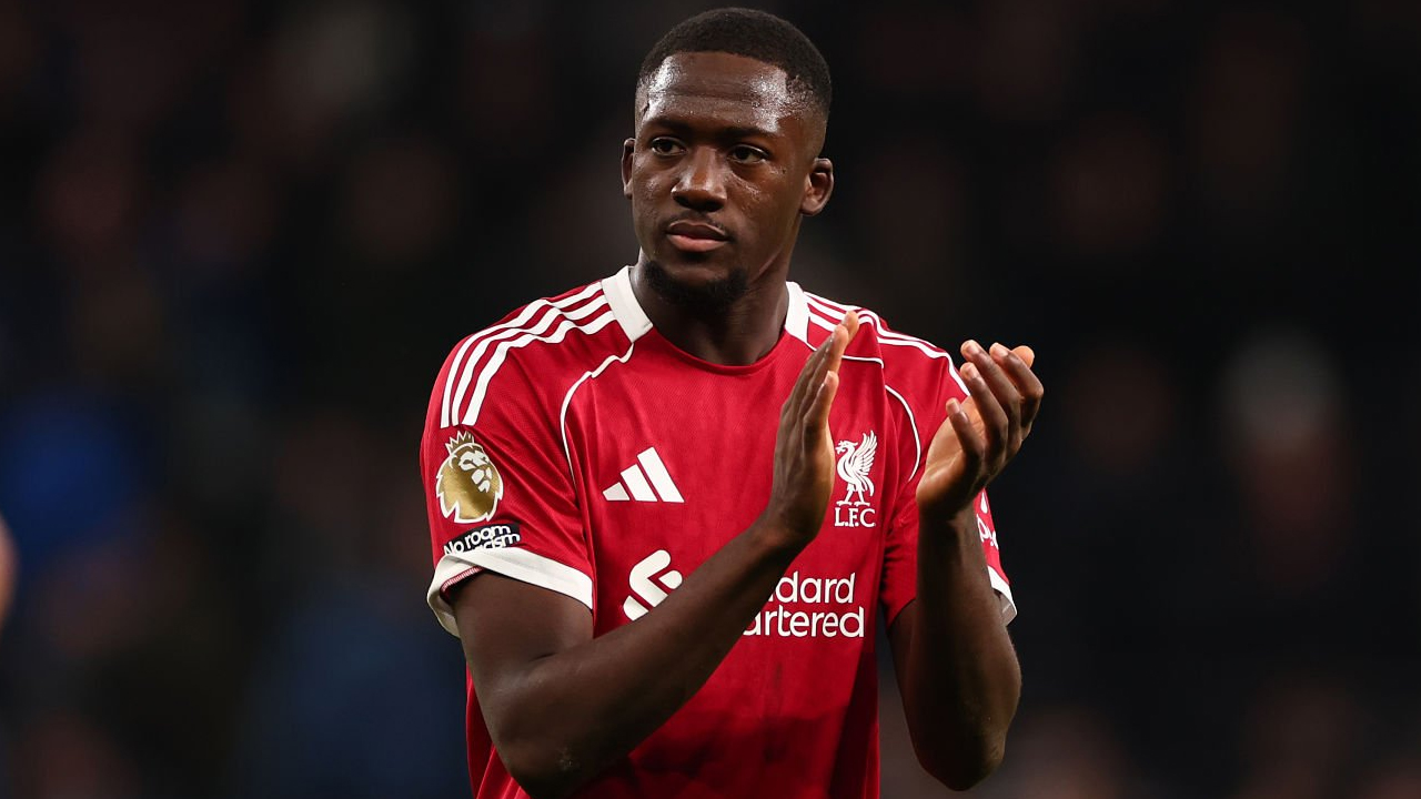 Ibrahima Konate Tak Ikut Sesi Latihan, Liverpool Pilih Antisipasi Cedera