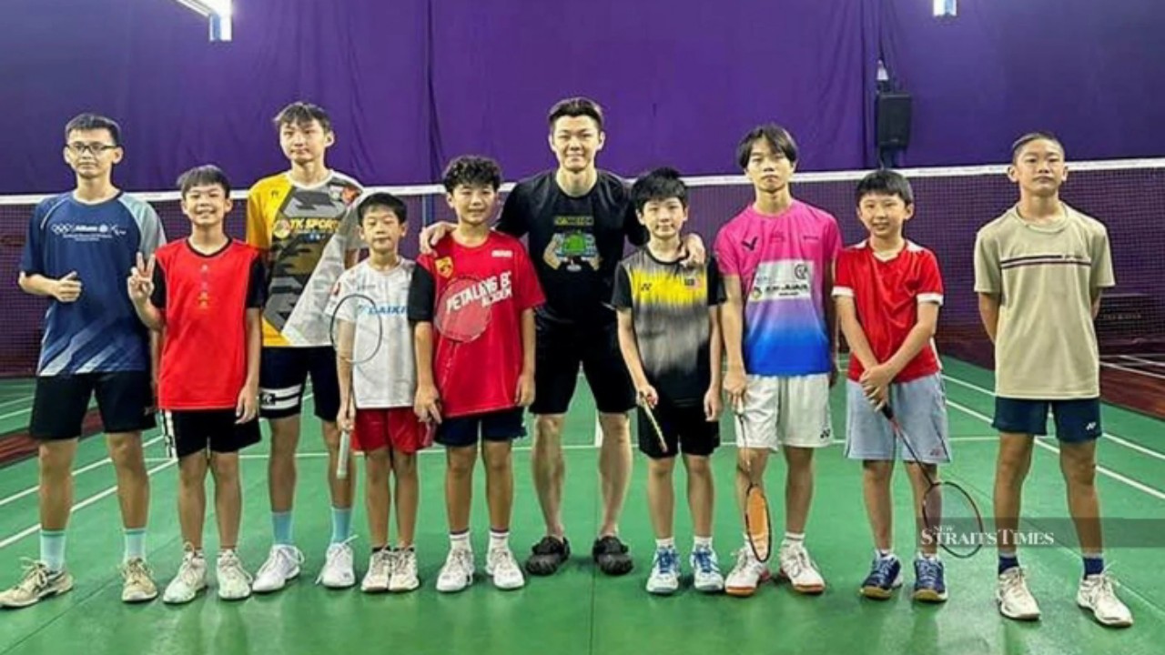 Lee Zii Jia Rayakan Hari Natal Bersama Para Pemain Junior