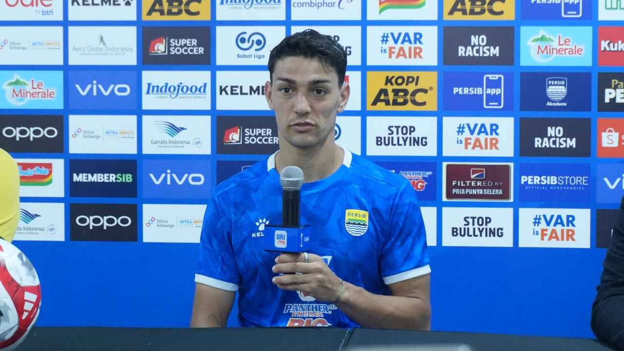 Bek Persib, Federico Barba