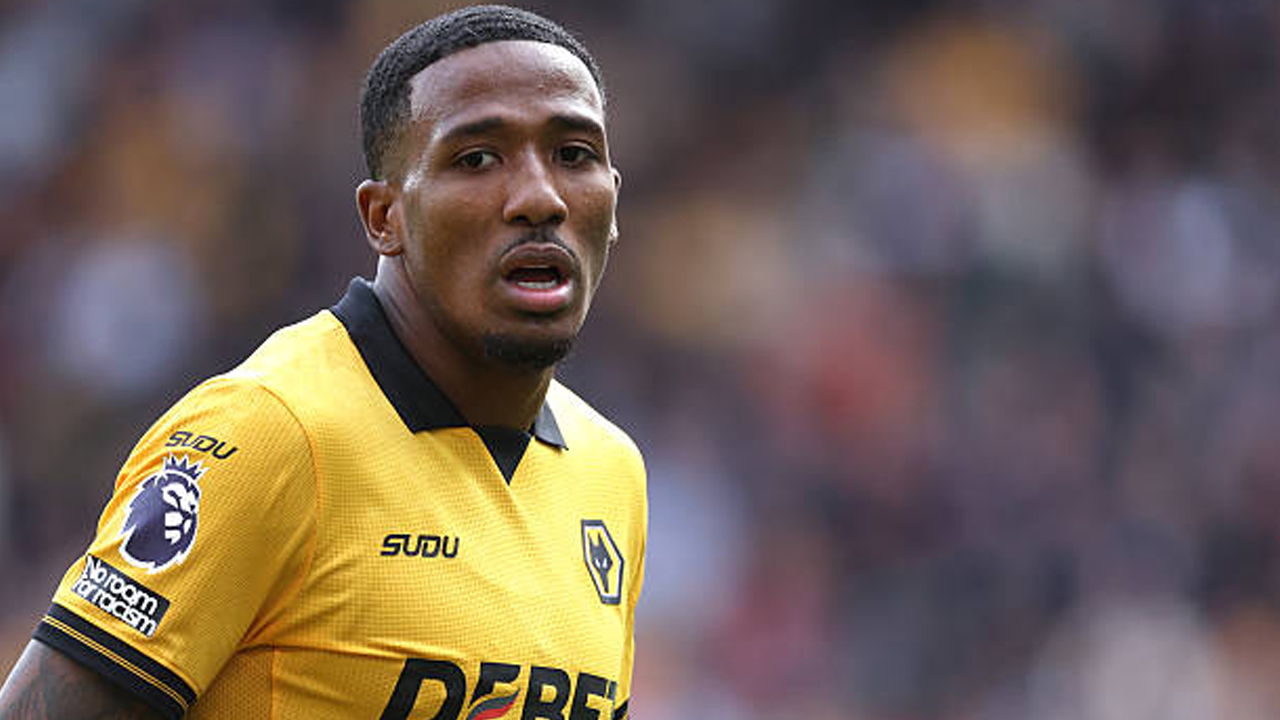 Gagal Penuhi Ekspektasi, Wolves Buka Peluang Lepas Jackson Tchatchoua