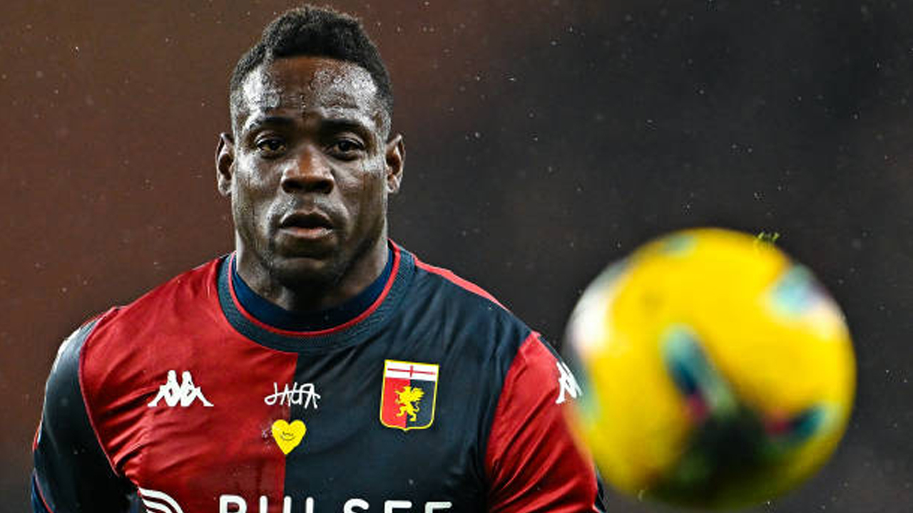 Mario Balotelli Masih Ingin Main, Minat dari Klub Timur Tengah Mulai Muncul
