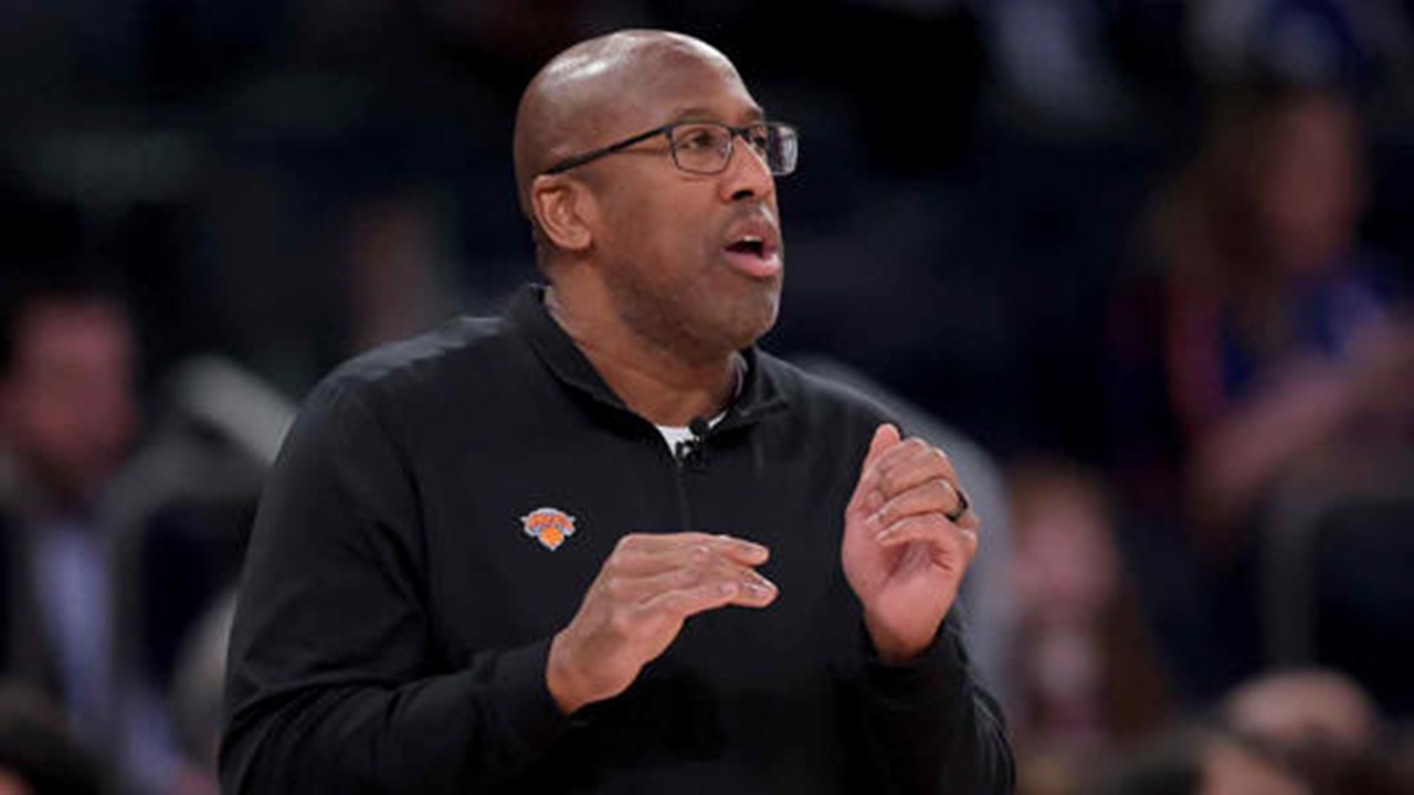 Mike Brown Ungkap Kunci Kemenangan Knicks atas Cavaliers