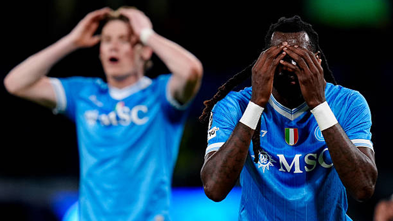 Napoli Hadapi Kendala Keuangan, Ambisi Transfer Januari Diragukan