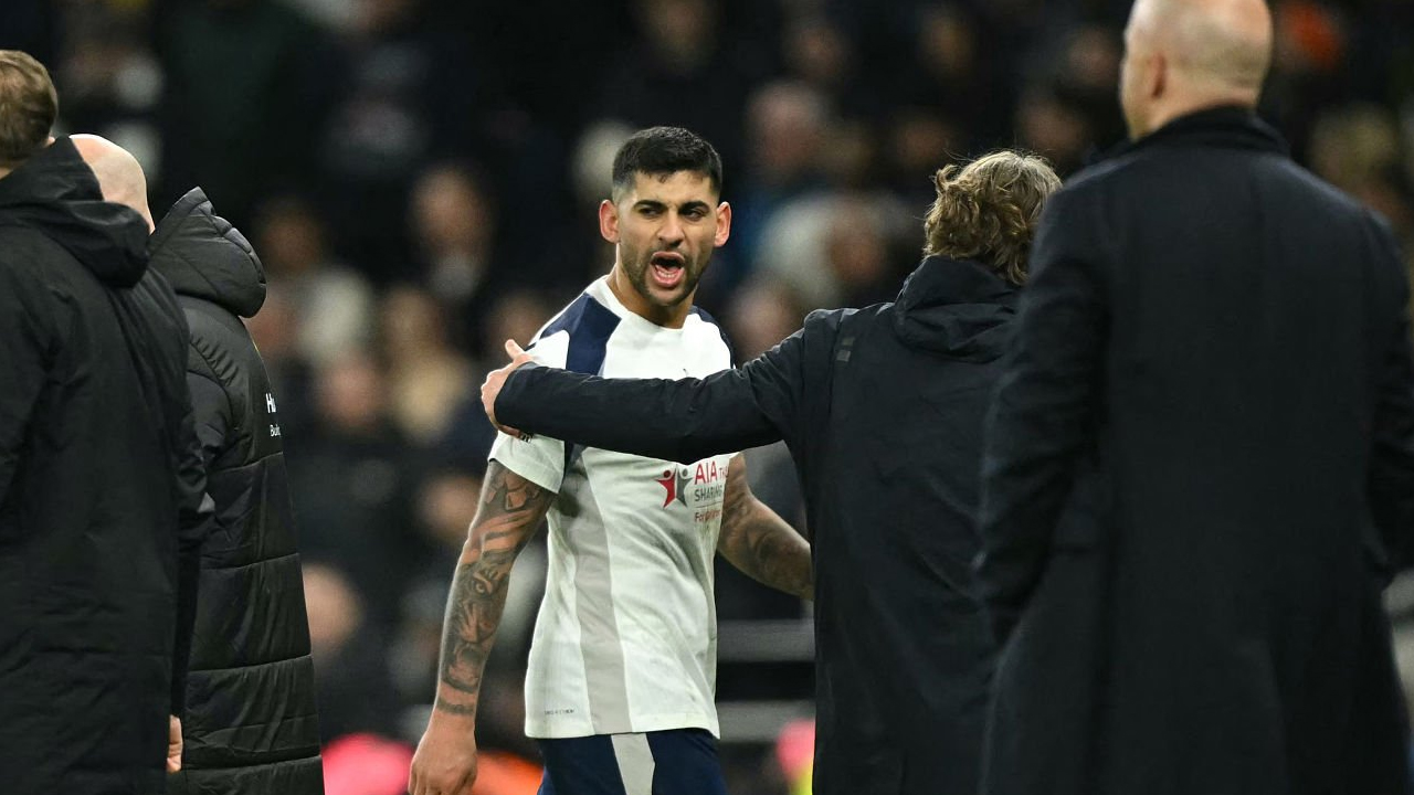 Wayne Rooney Merasa Perasaan Frustrasi Jadi Bumerang Bagi Tottenham