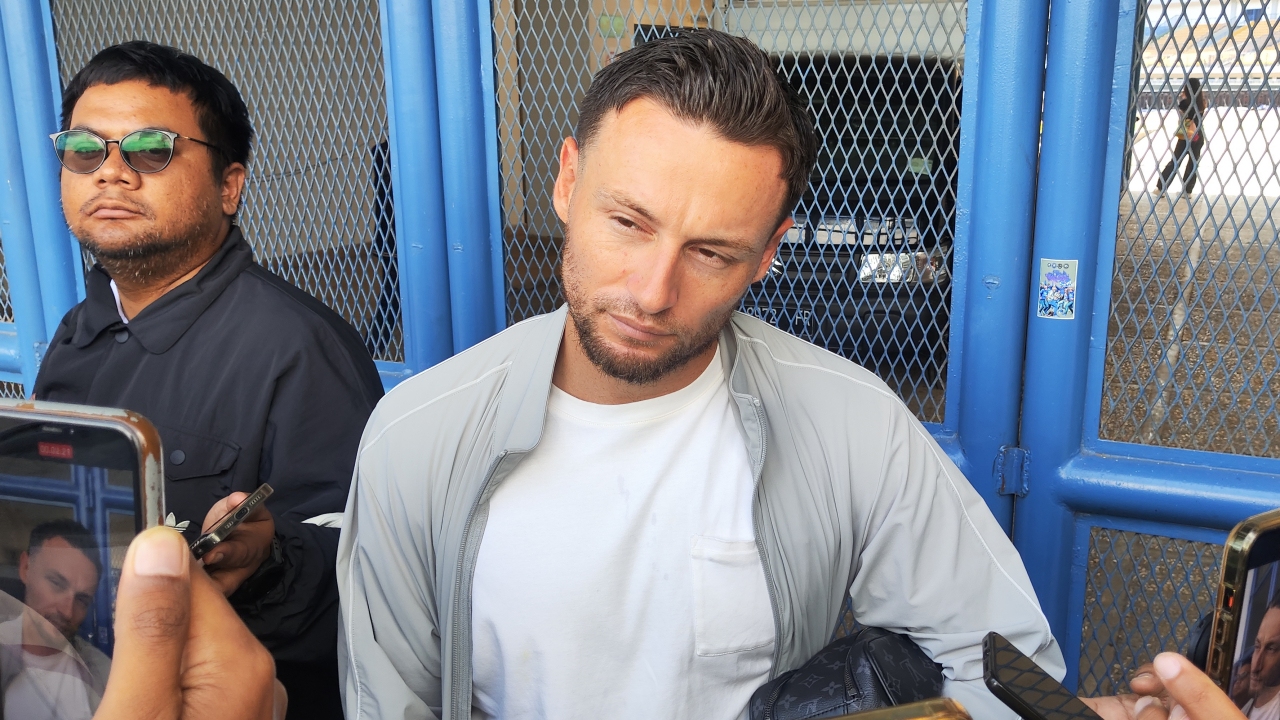 Gelandang Persib, Marc Klok