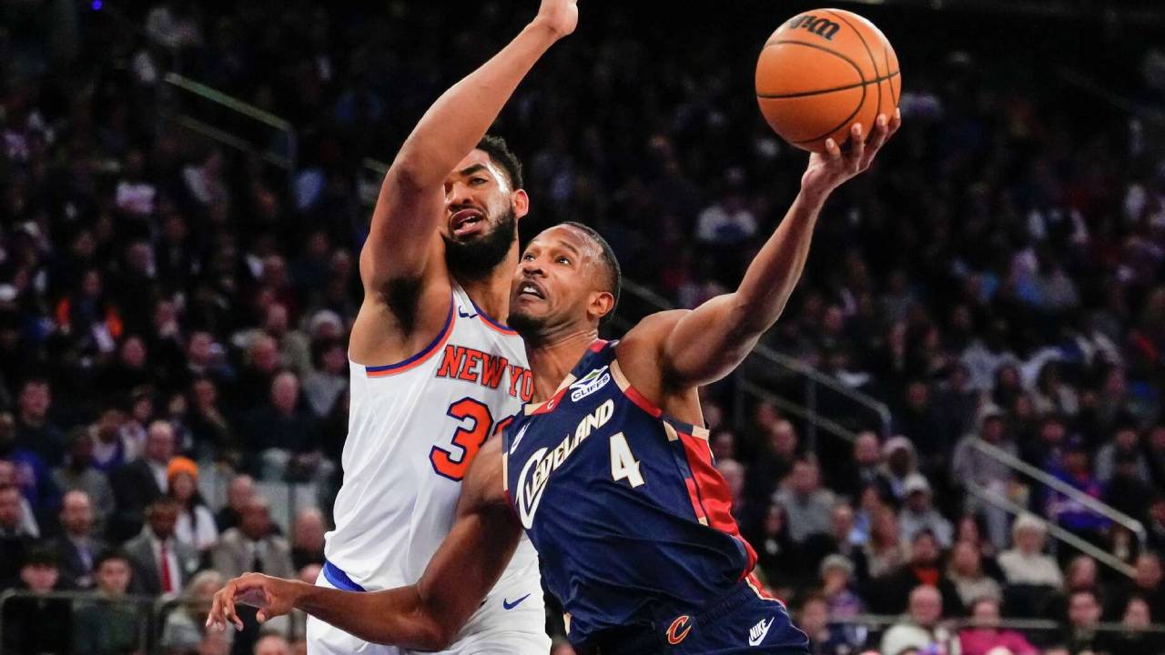 Evan Mobley Kembali Lebih Cepat Dalam Kekalahan Cavaliers di Hari Natal