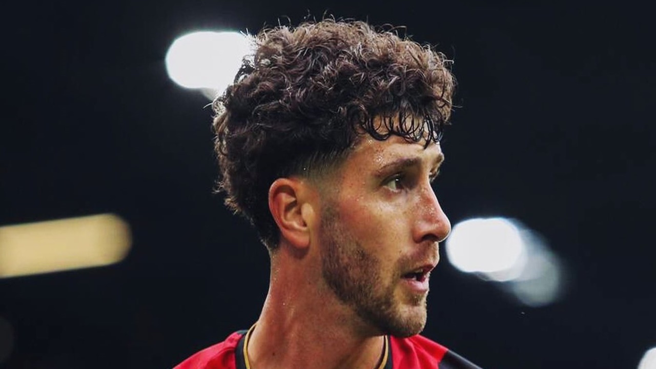 Defender incaran Atletico Madrid