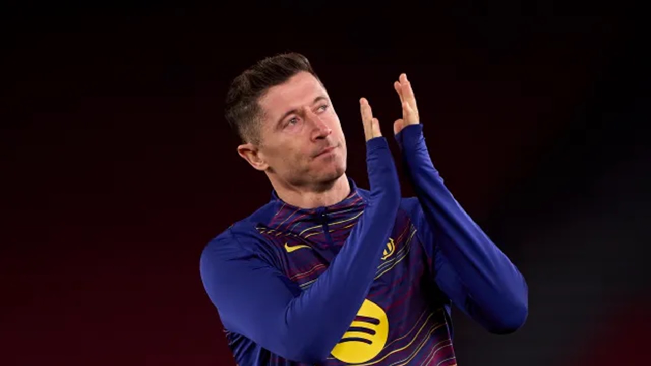 Robert Lewandowski Belum Mengambil Keputusan Masa Depannya