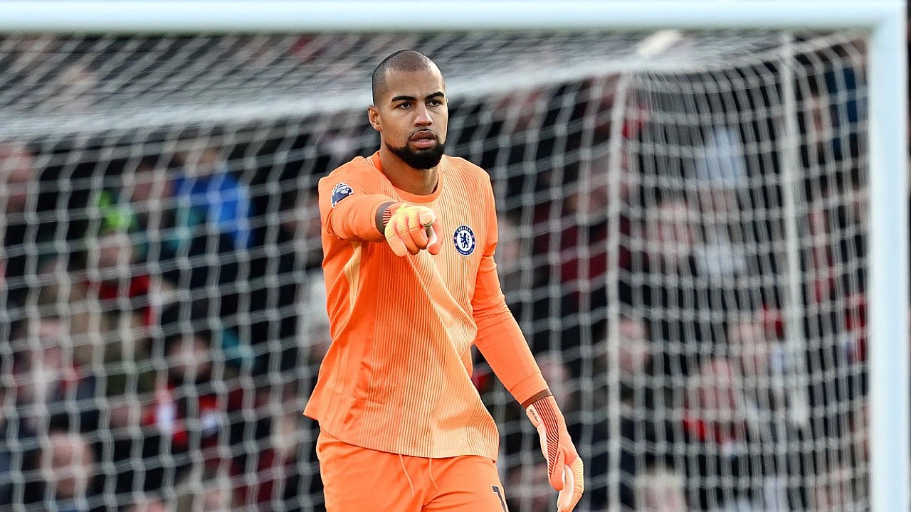 Robert Sanchez Masih Jadi Masalah Chelsea Meski Alami Kemajuan