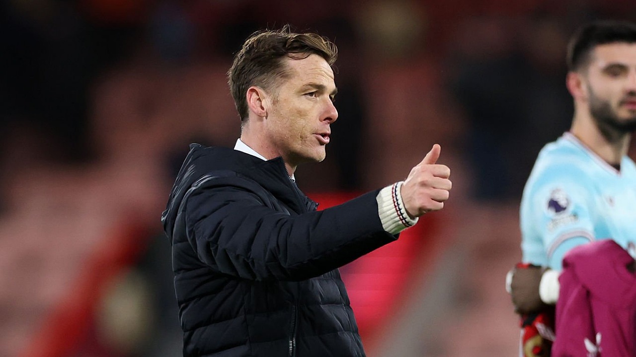 Scott Parker Tekankan Peran Turf Moor untuk Selamatkan Burnley