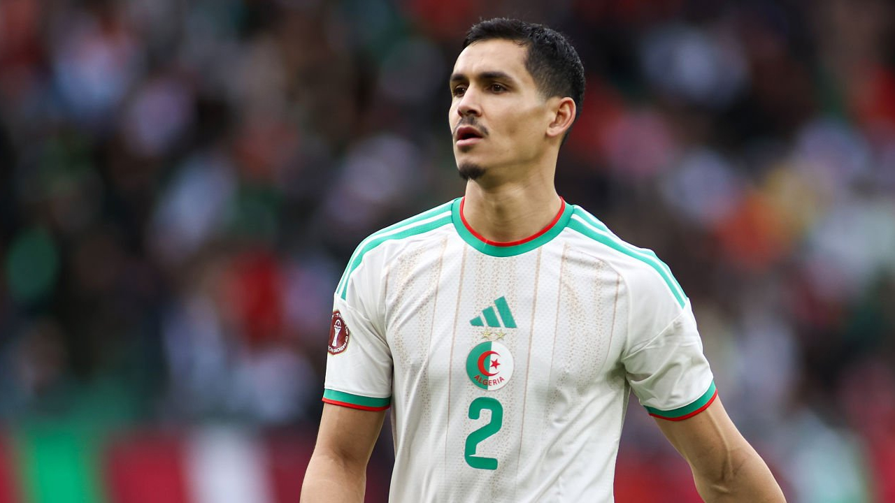 Aissa Mandi Dukung Keputusan CAF Gelar Piala Afrika Empat Tahun Sekali