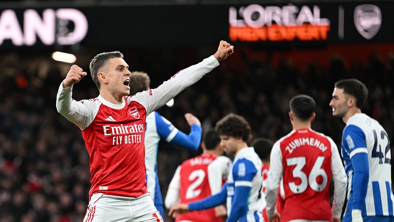 Ian Wright mengomentari kemenangan Arsenal atas Brighton