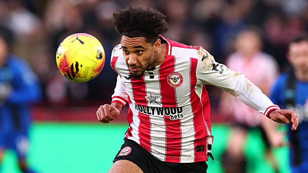 Nathan Collins Bahas Kebangkitan Kevin Schade di Brentford