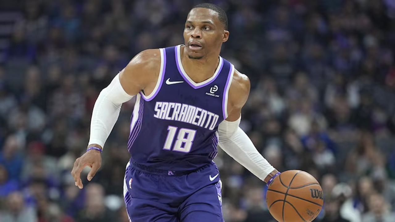 Russell Westbrook Merasa Terhormat Bisa Menyamai Prestasi Magic Johnson