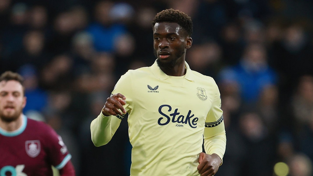 Gelandang Everton, Tim Iroegbunam