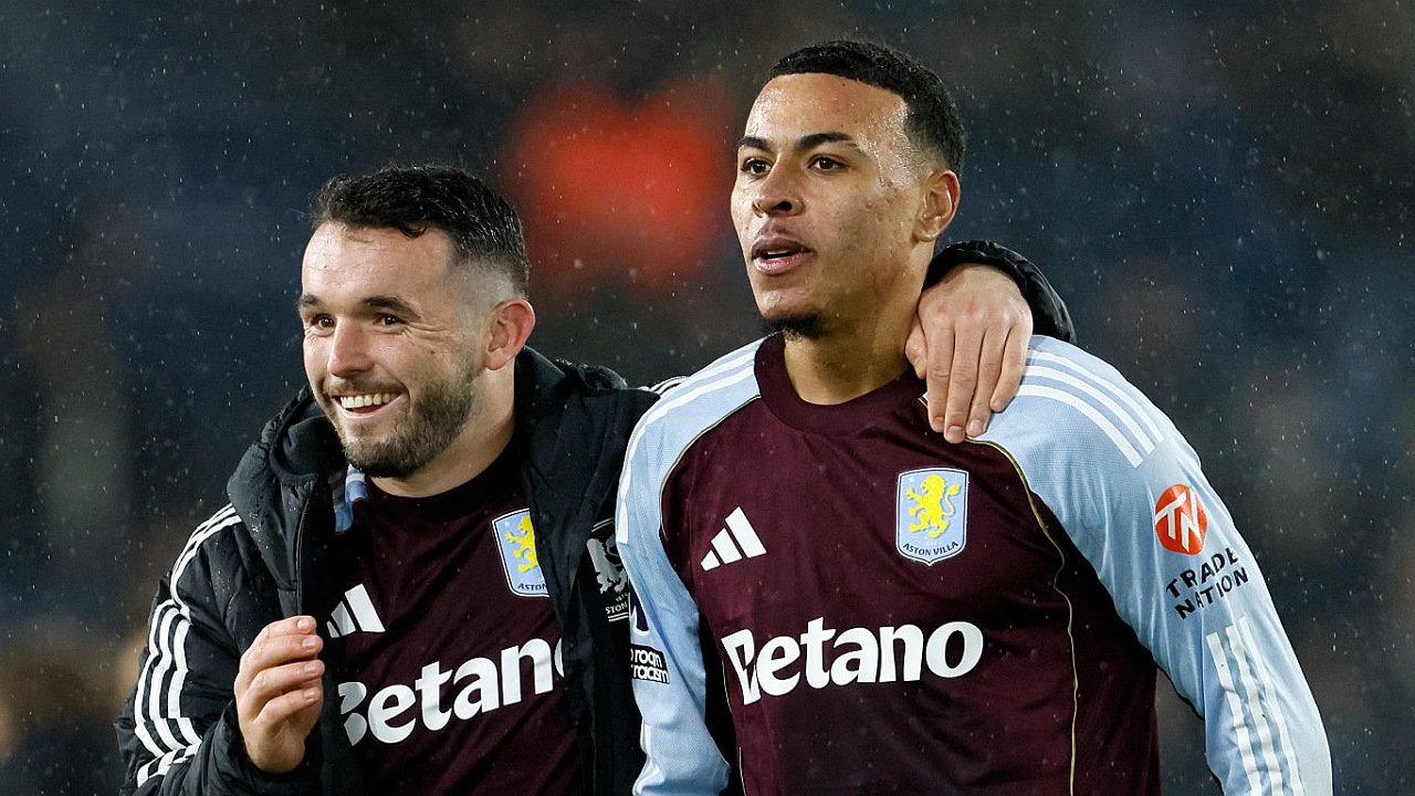 John McGinn dan Morgan Rogers