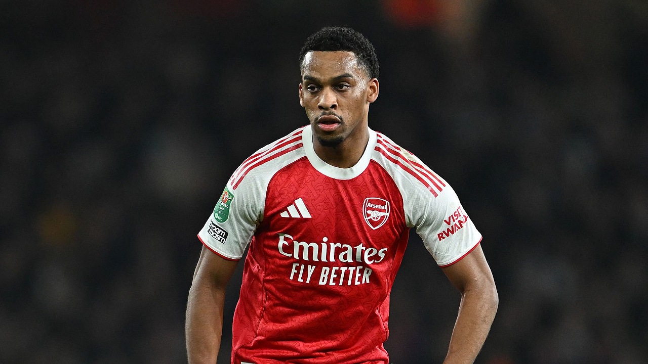 Jurrien Timber dianggap ideal untuk Liverpool