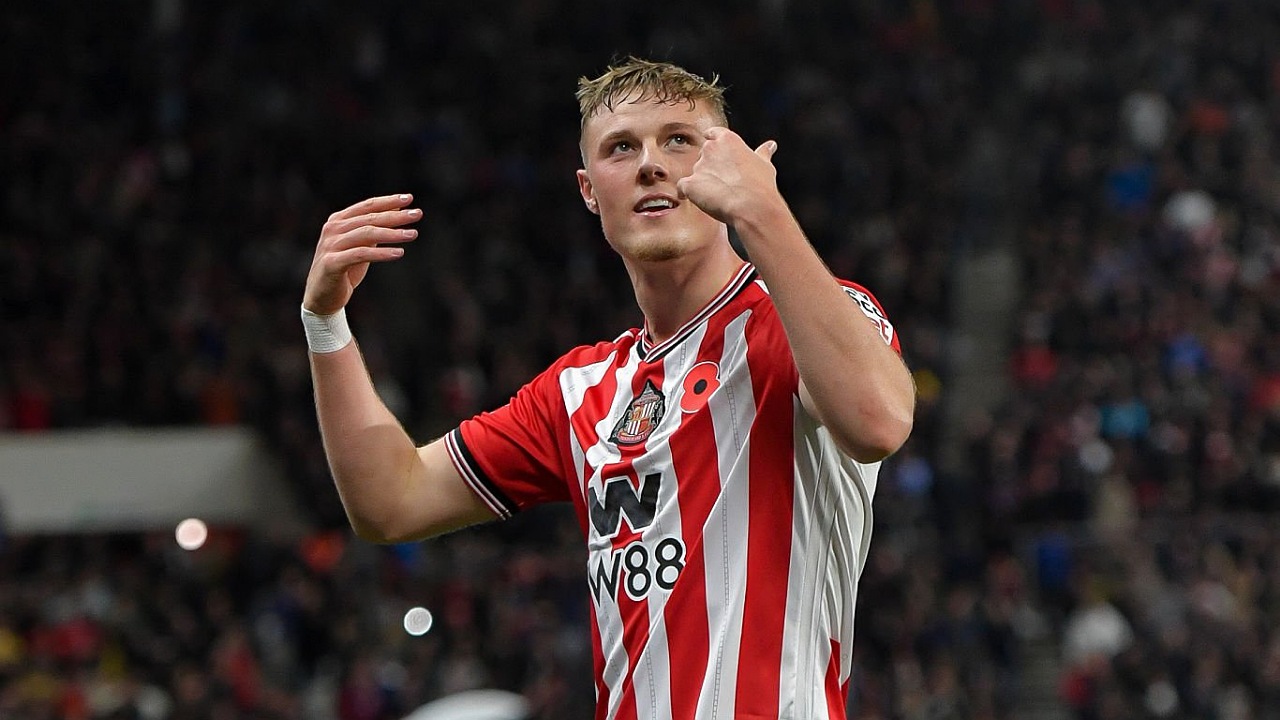 Bek andalan Regis Le Bris, Dan Ballard