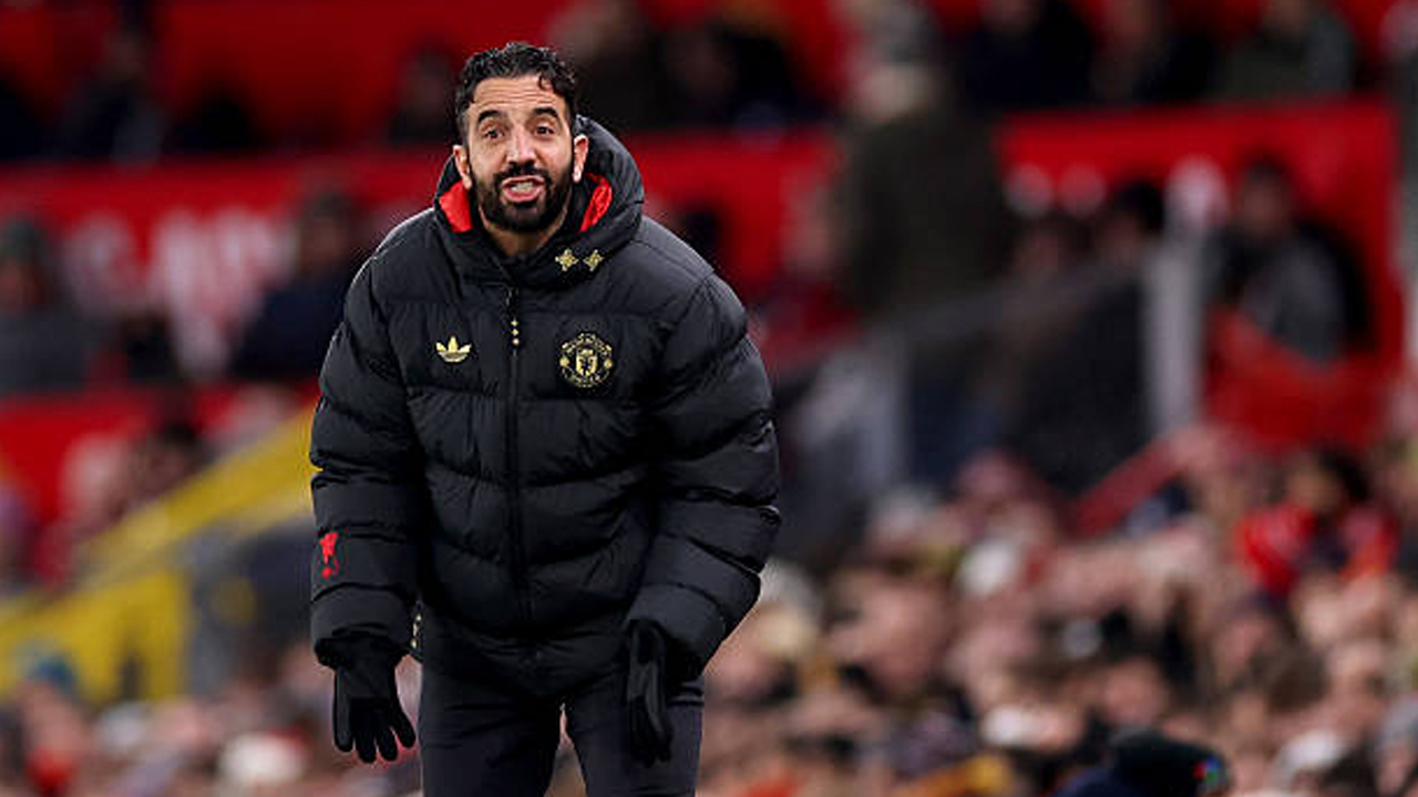 Ruben Amorim Tegaskan Perubahan Formasi Man United Tak Bisa Dipaksakan