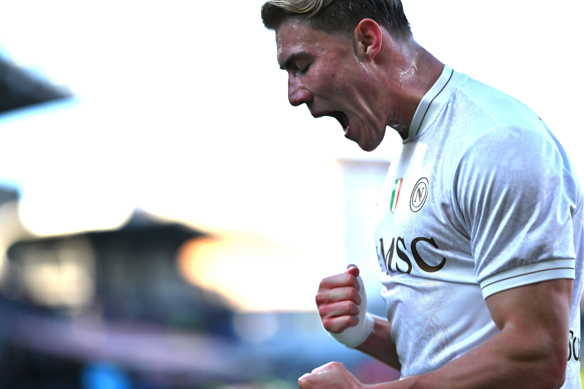 Napoli Pastikan Hojlund Tak Akan Kembali ke Man United - sumber: (footballitalia)