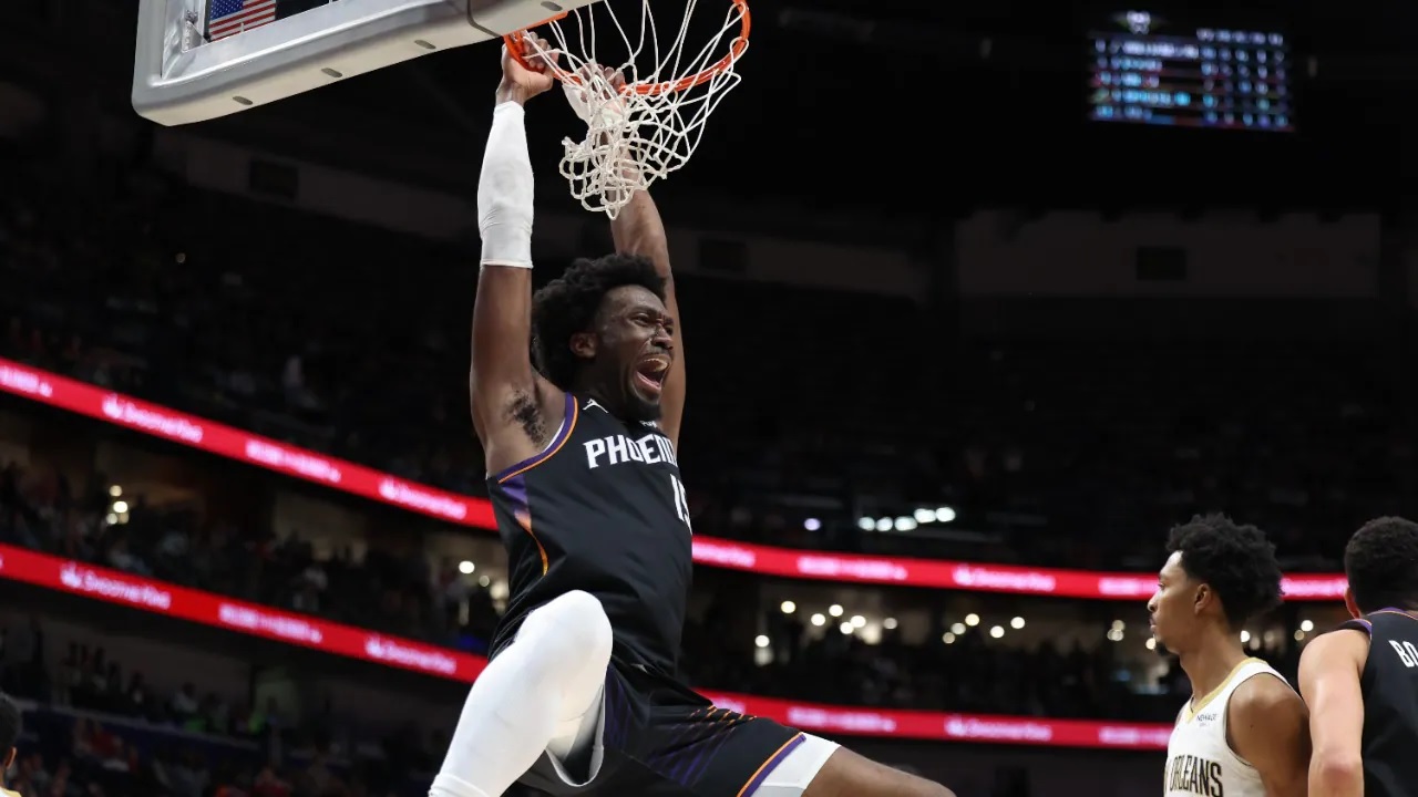 Mark Williams kesal ketika Lakers batalkan trade dirinya.