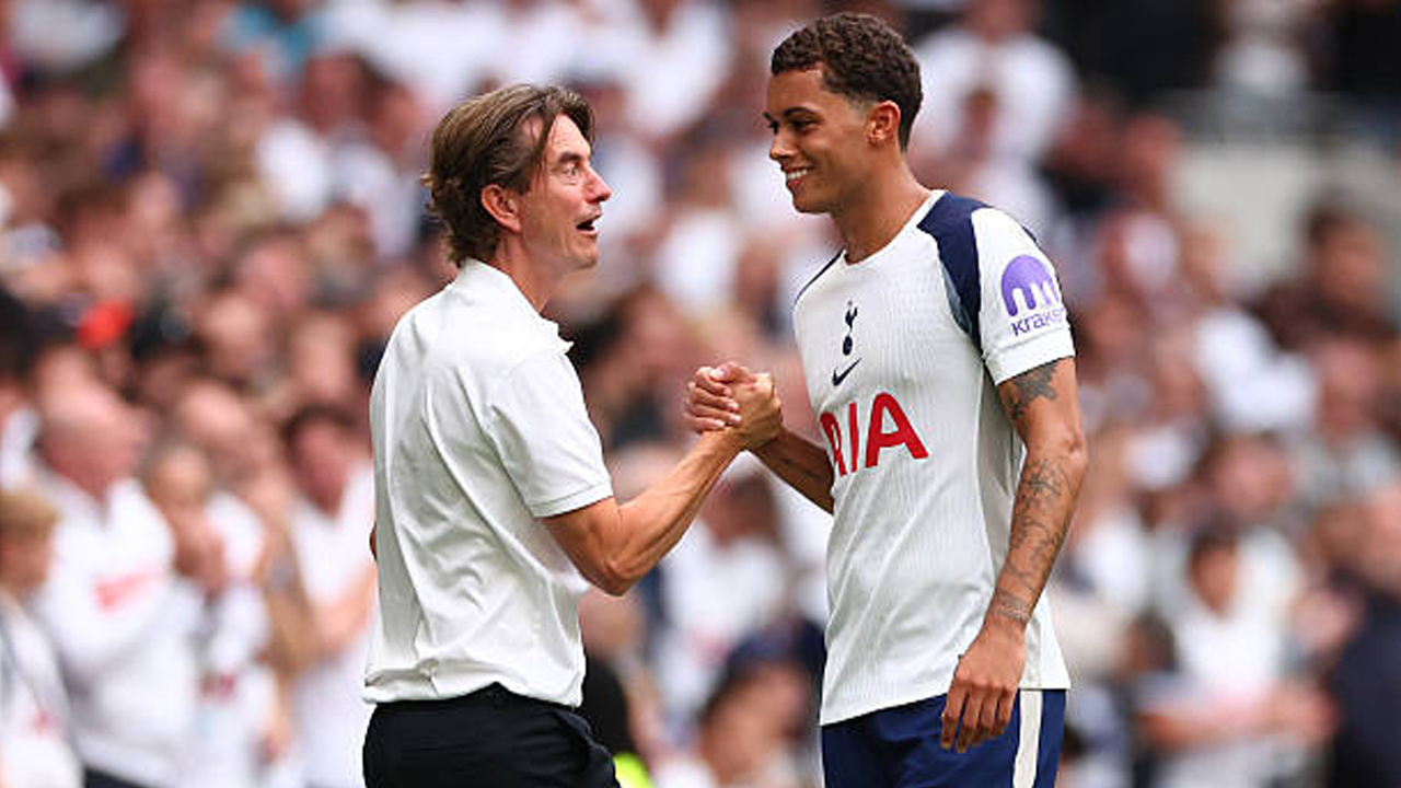 Brennan Johnson Absen Perkuat Tottenham, Thomas Frank Beri Penjelasan
