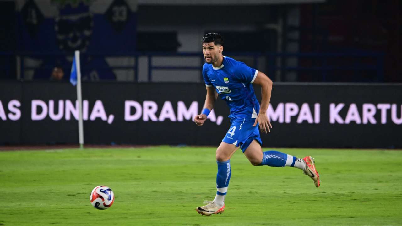 Bek Persib, Julio Cesar