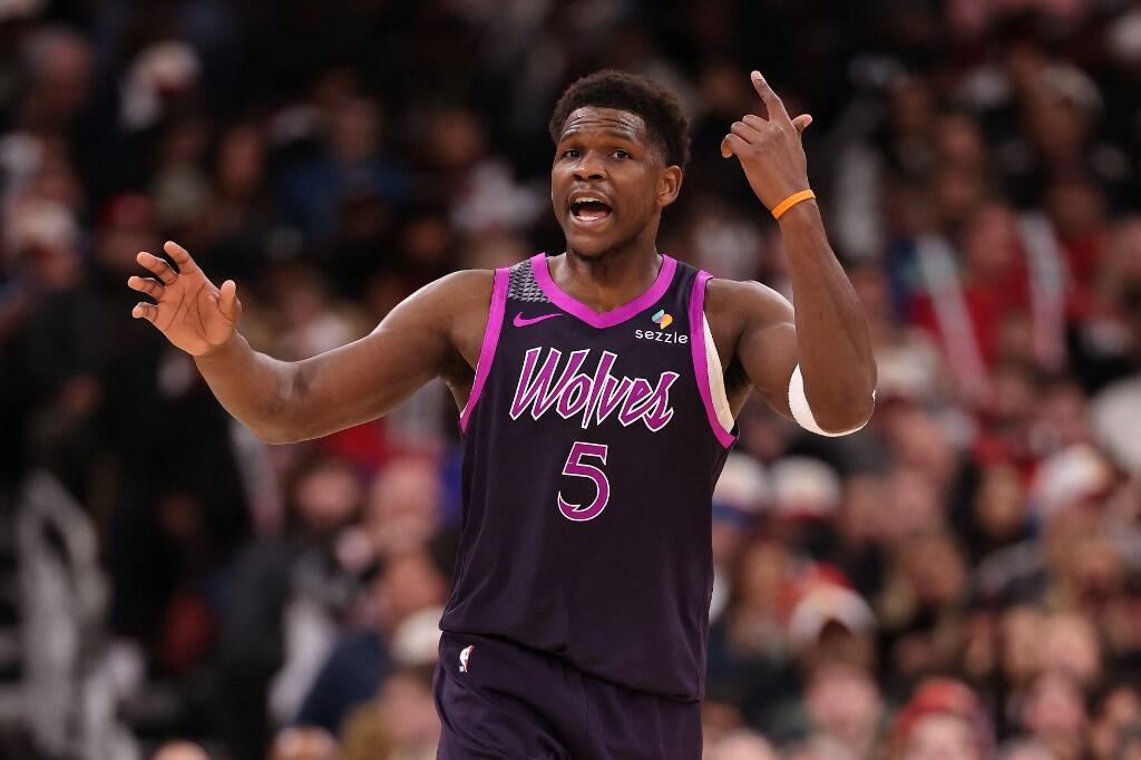 Edwards Ditegur Finch Usai Tinggalkan Bangku Cadangan - sumber: (mainbasket)