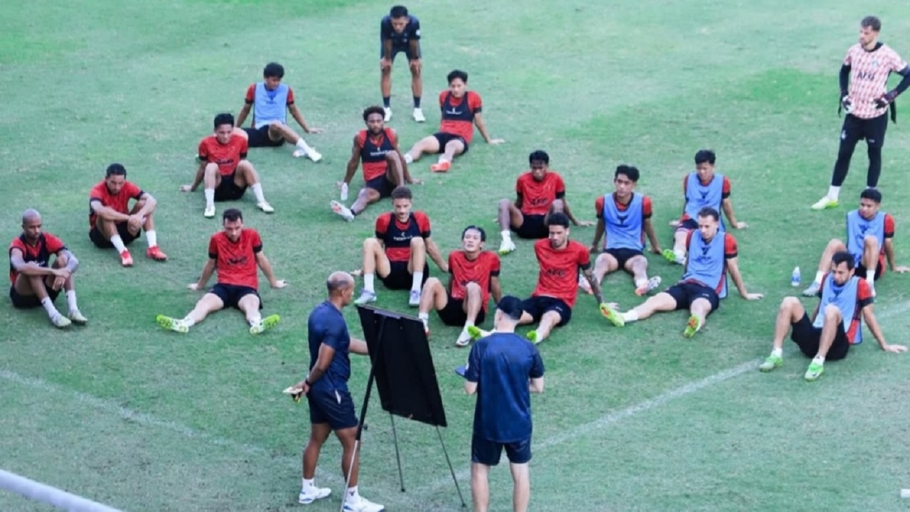 Persik Kediri jamu Persib Bandung di Stadion Brawijaya