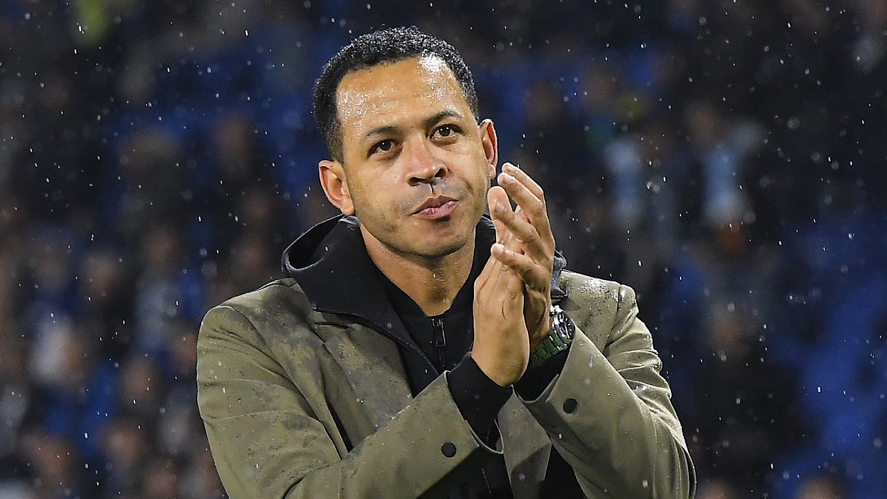 Alan Shearer komentari rumor Liam Rosenior tangani Chelsea