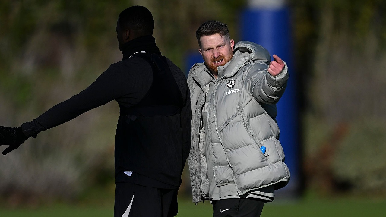 Calum McFarlane Bela Pemilik Chelsea Usai Maresca Pergi Mendadak