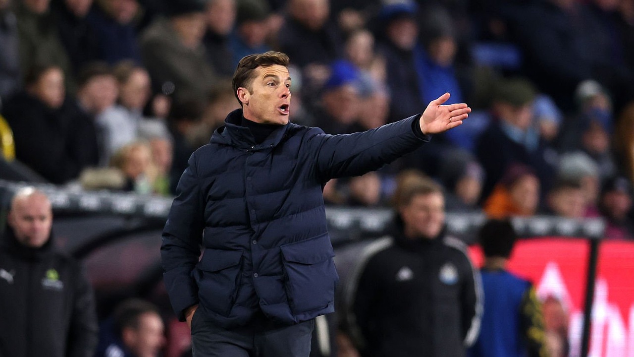 Scott Parker Ungkap Tantangan Burnley di Bursa Transfer Januari