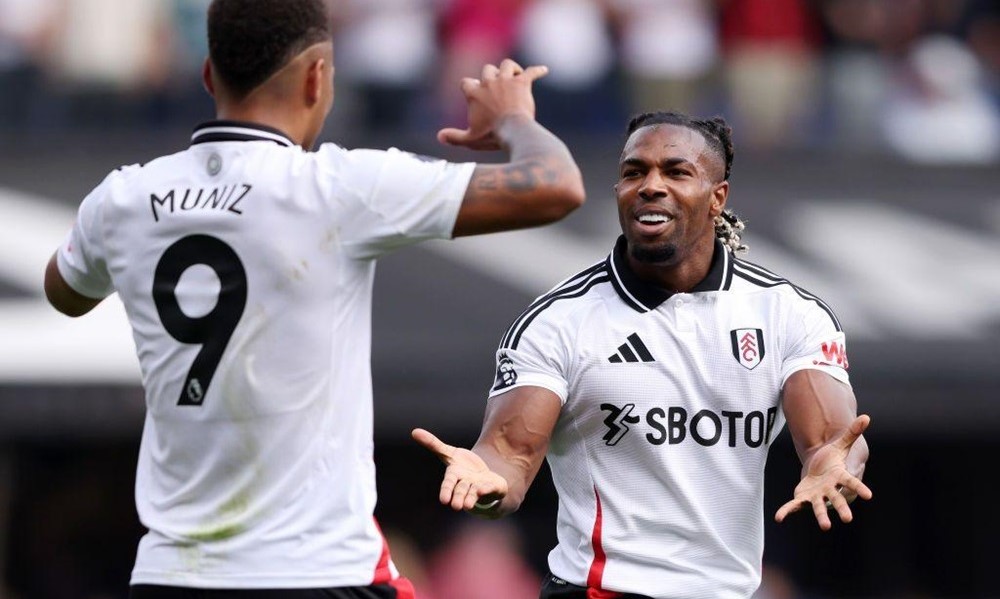 West Ham Yakin Dapatkan Adama Traore dari Fulham - sumber: (footballtalk)