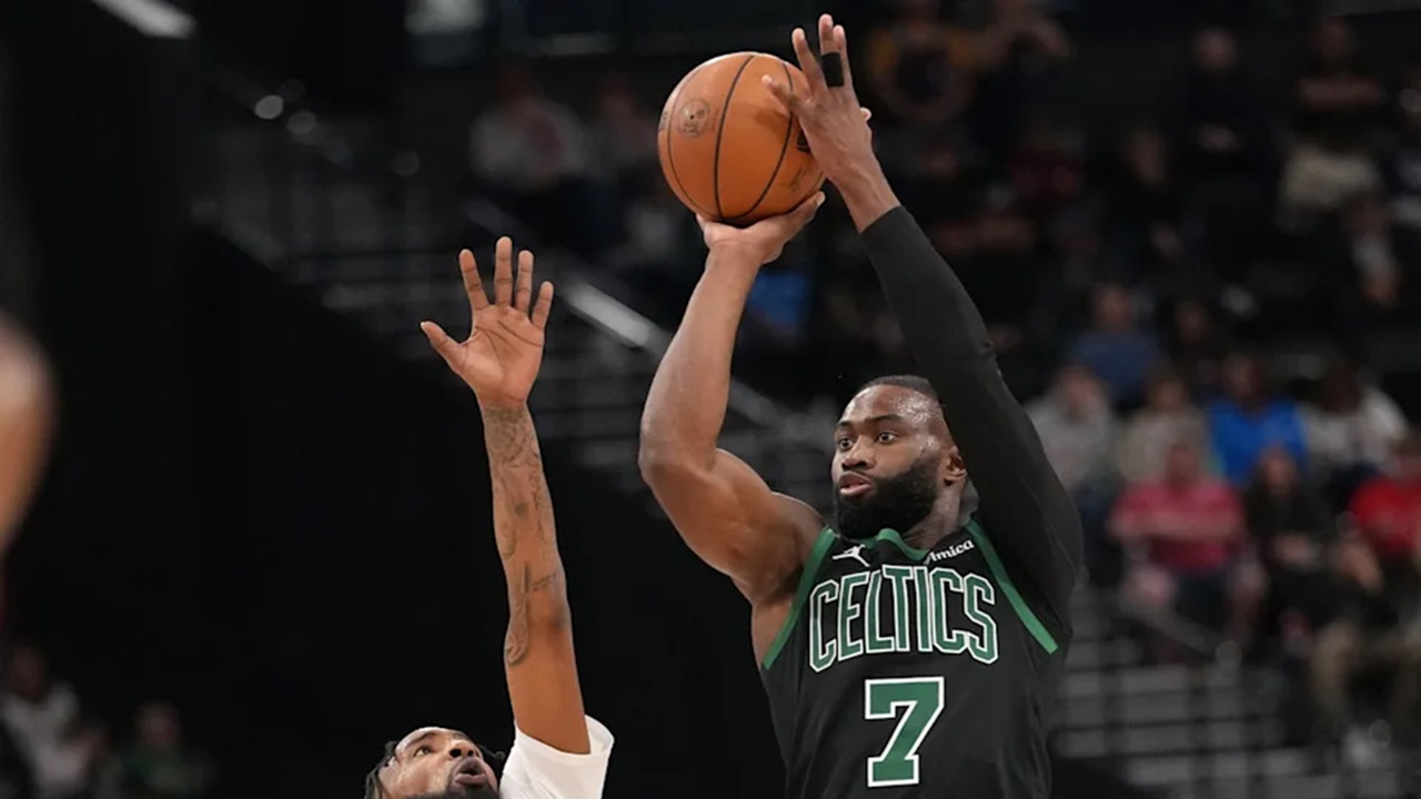 Jaylen Brown Percaya Diri Hadapi Clippers Sejak Pemanasan