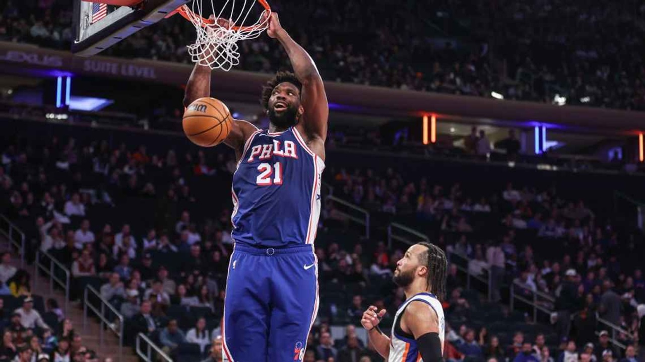Joel Embiid Lega Lakukan Slam Dunk Pertamanya saat Kalahkan Knicks