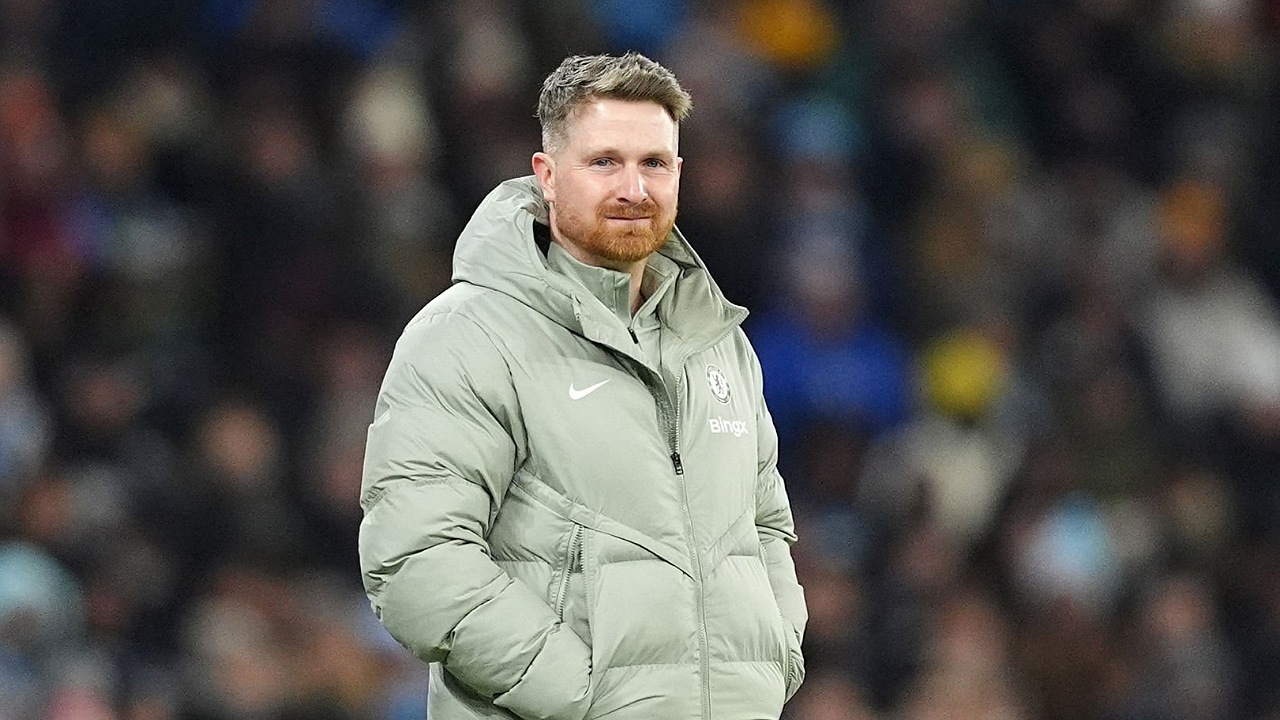 Calum McFarlane Masih Pimpin Latihan Chelsea, Rosenior Kian Dekat