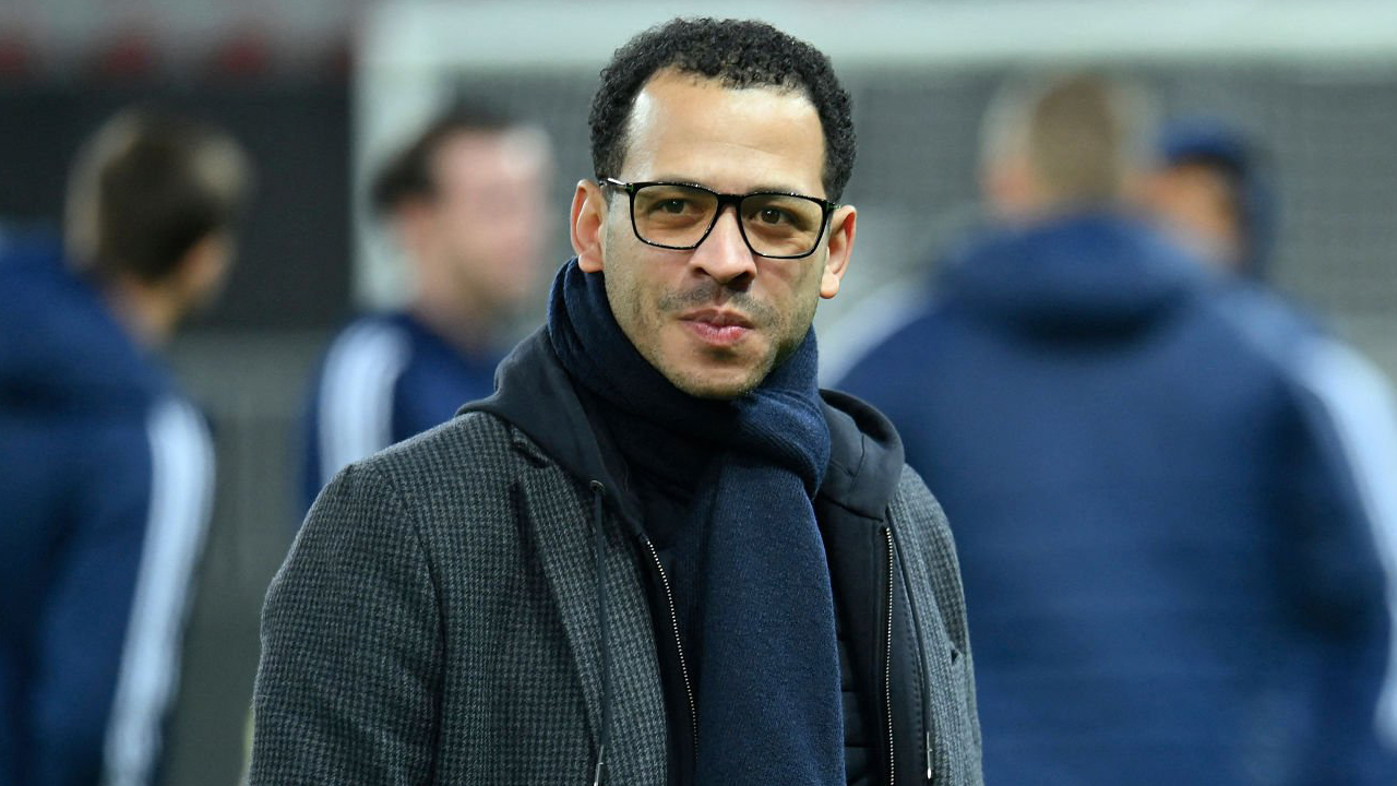 Carragher: Belum Saatnya Liam Rosenior Jadi Pelatih Klub Sebesar Chelsea