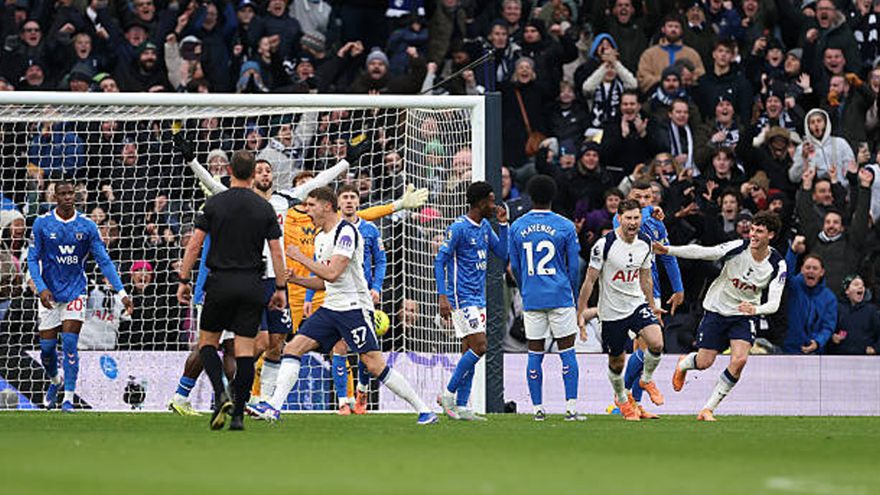 Hasil Pertandingan Premier League: Tottenham 1-1 Sunderland