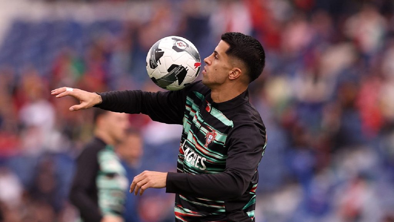 Barcelona Mulai Mengajukan Tawaran untuk Joao Cancelo