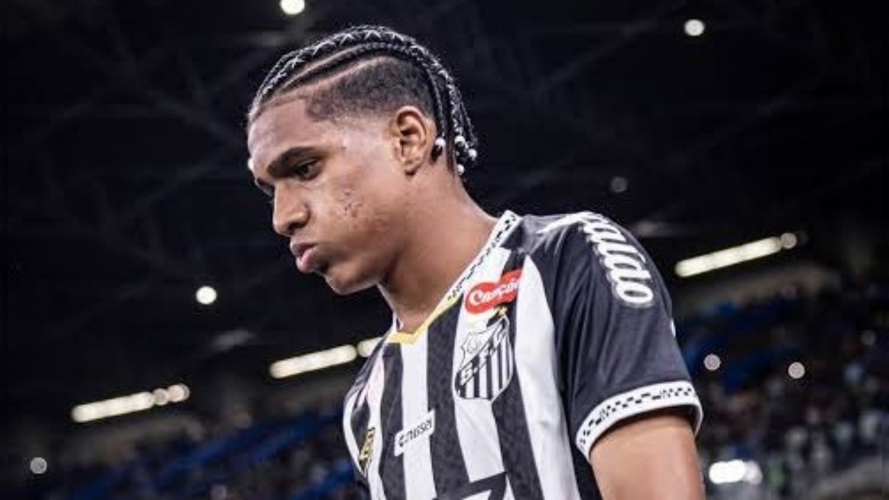 Defender incaran Tottenham