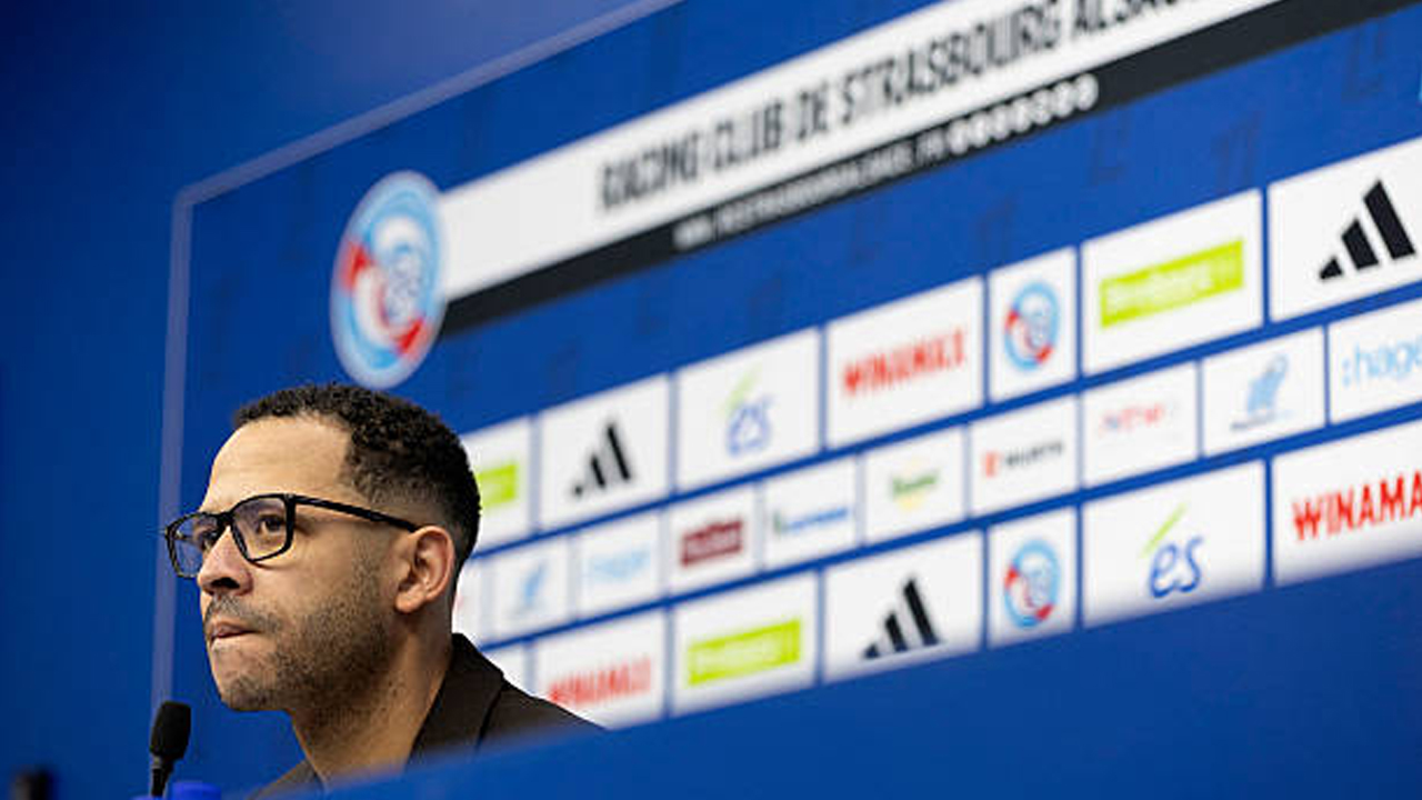 Liam Rosenior Akan Mulai Pimpin Chelsea di Laga Piala FA Kontra Charlton