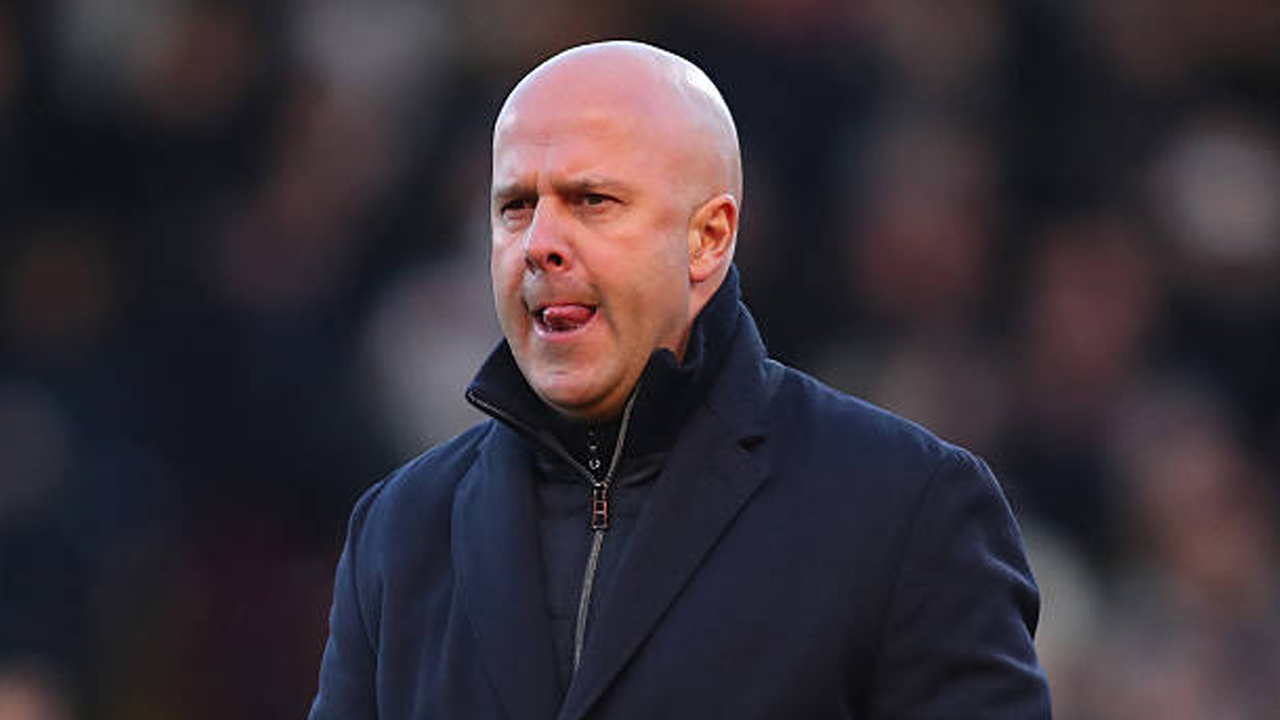 Liverpool Akan Segera Selesaikan Transfer Dua Bek Tengah Muda