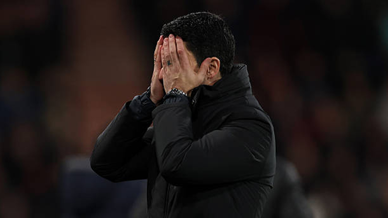 Rio Ferdinand Buat Klaim Mengejutkan Soal Masa Depan Mikel Arteta