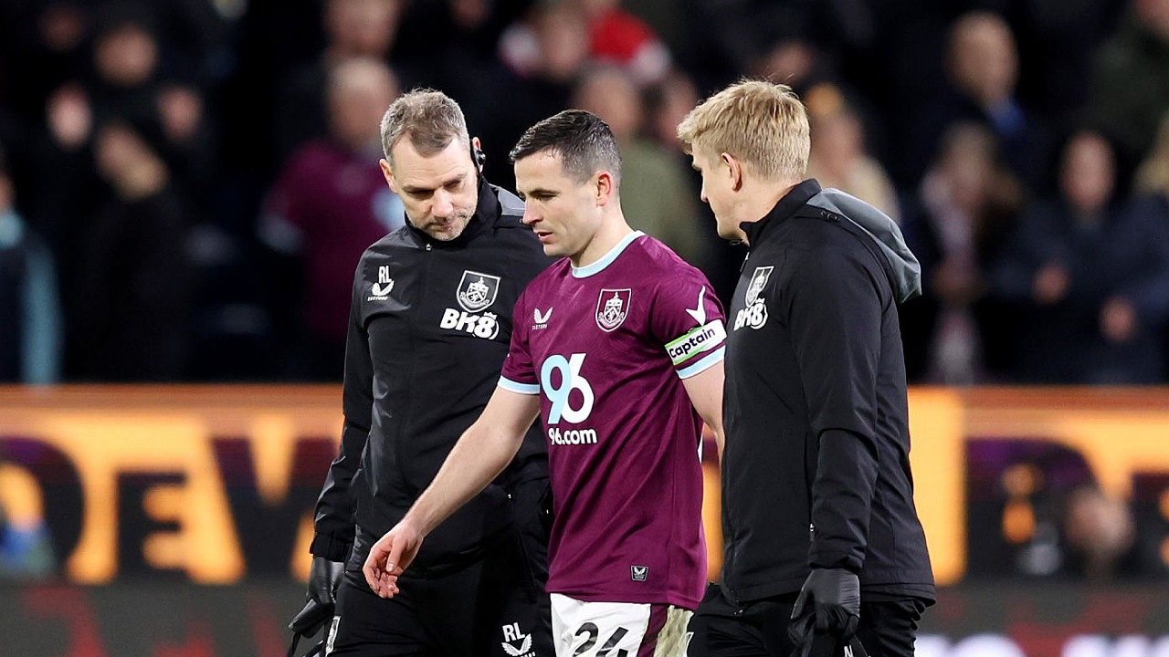 Kapten Burnley, Josh Cullen